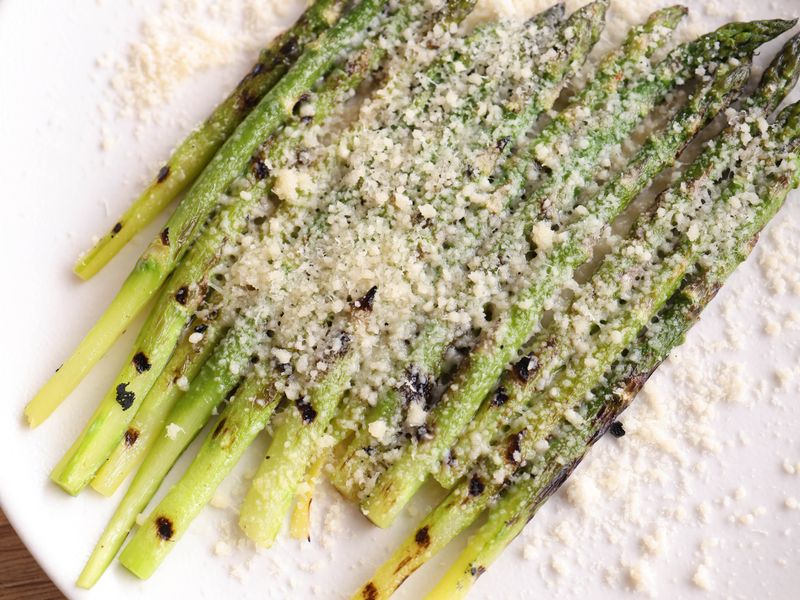 Grilled green vegetables
